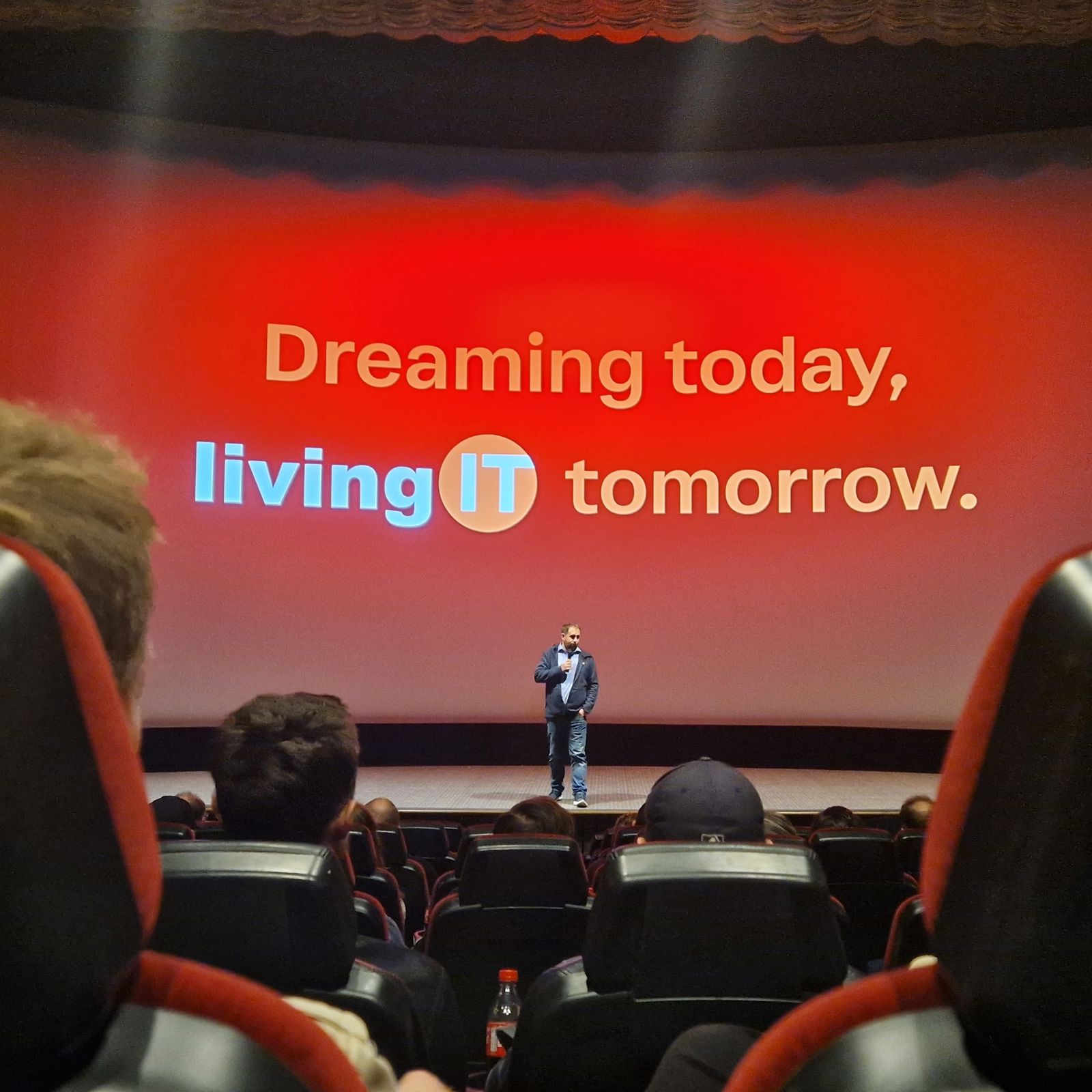 IT-bio – presentation före filmvisning 1